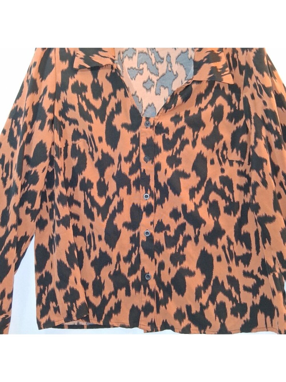 Leopard Print Button-Up Long Sleeve Blouse By Shein Size XL - Picture 2 of 6